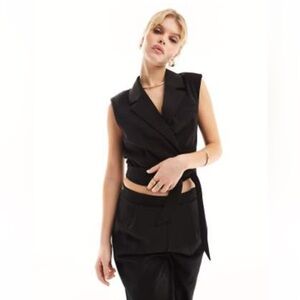Stradivarius tailored wrap vest in black